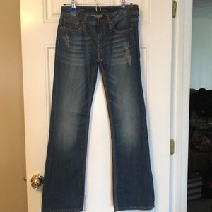 NWOT Vigoss studio “Astor” boot cut jeans. Size 28